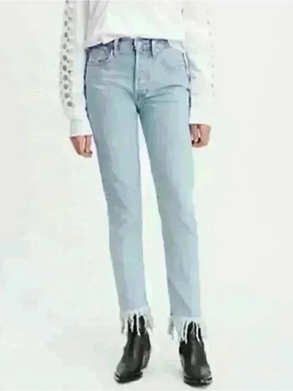 Levi’s Light Blue High Waist Jeans with Frayed Hem Button Fly NWT